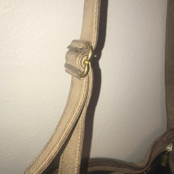 Distressed coach purse - Picture 4 of 4